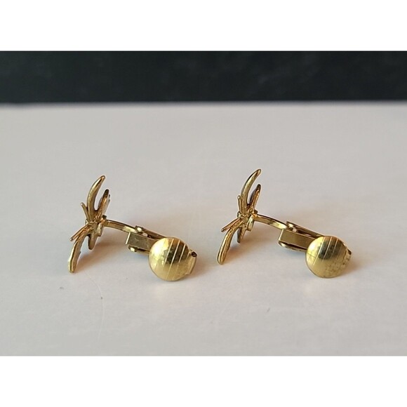 Enamel Butterfly Gold Tone Metal Butterfly Shaped Clip-on Earrings Vintage - Picture 7 of 10